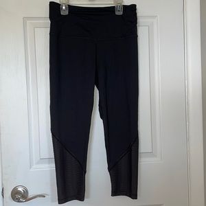 Black VS Sport knockout capri